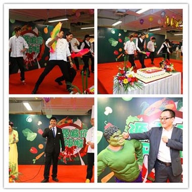 員工現場表演